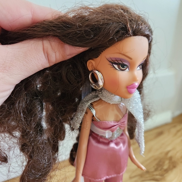 Bratz Nighty Night Yasmin Version 2 Complete - Picture 4 of 7